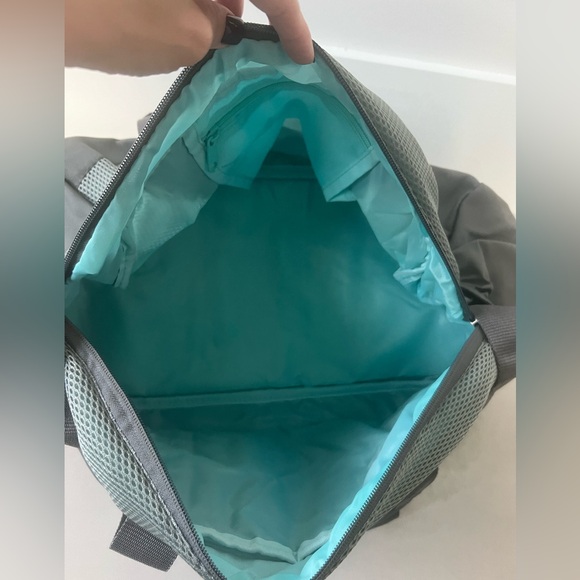 Puma Revive Duffel bag 18” sports trips vacation suitcase luggage handbag gym - Picture 5 of 6